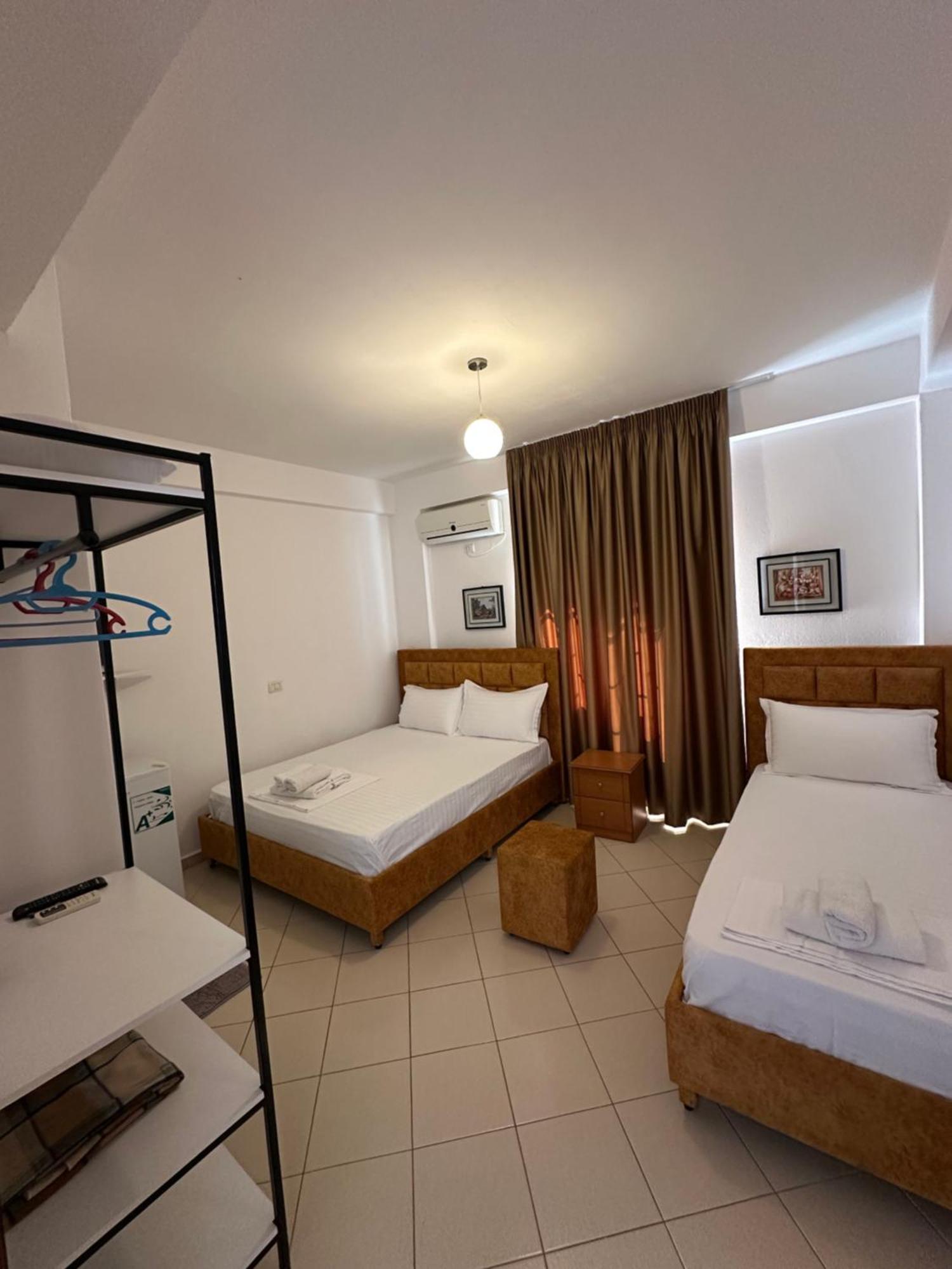 Lengu Holidays Houses Sarande Exterior photo