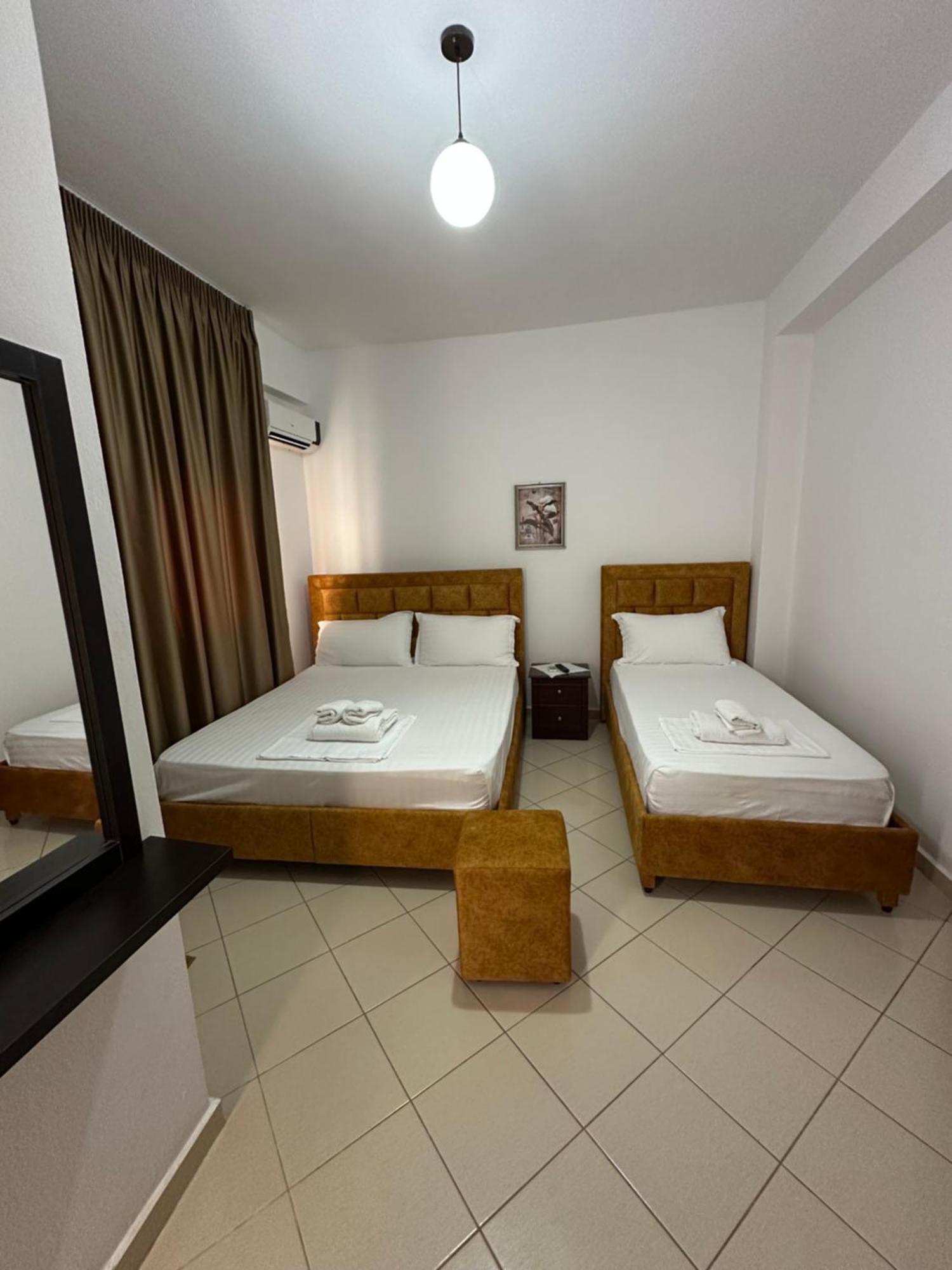 Lengu Holidays Houses Sarande Room photo